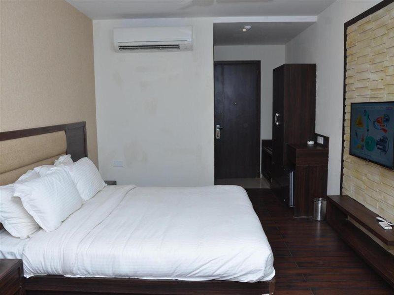 Hotel Fortune Blue Sikar Екстериор снимка