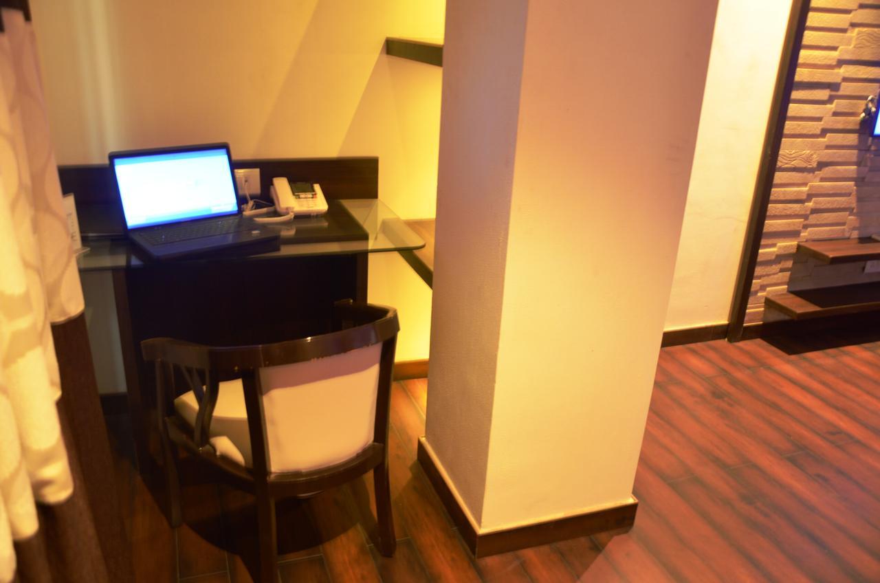Hotel Fortune Blue Sikar Екстериор снимка